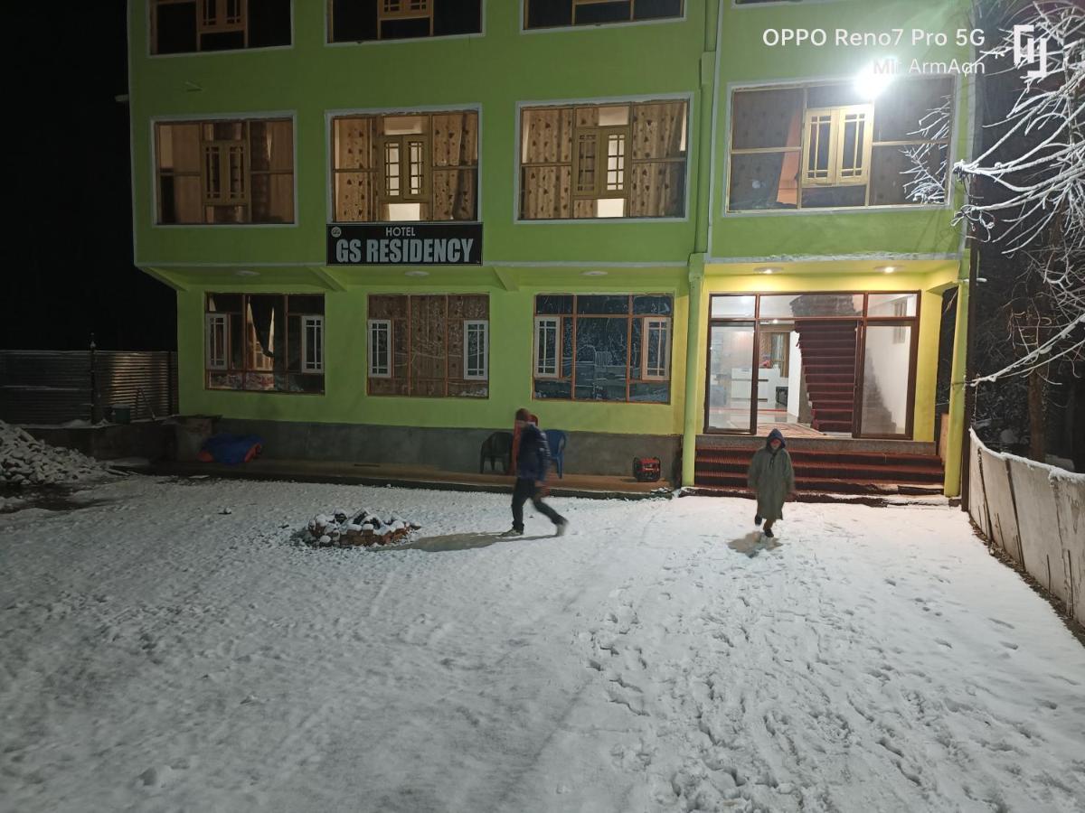 Hotel Gulmarg Residency, Kunzer Гульмарг Экстерьер фото