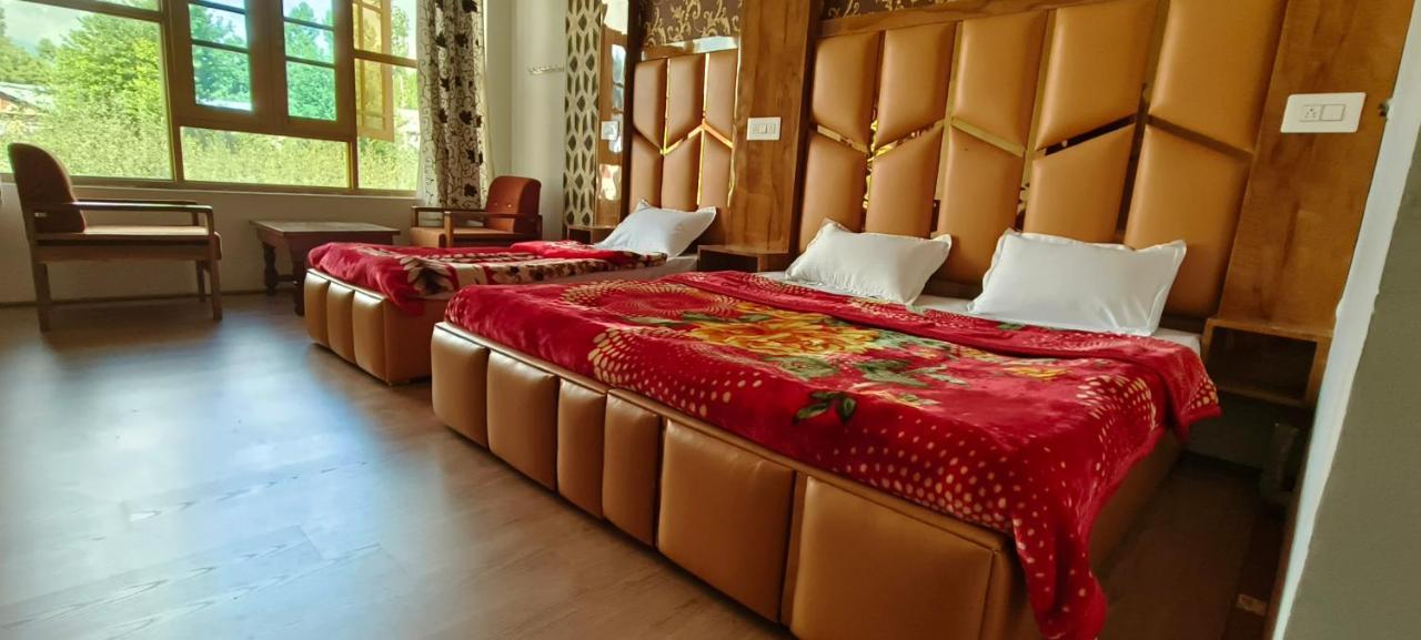 Hotel Gulmarg Residency, Kunzer Гульмарг Экстерьер фото